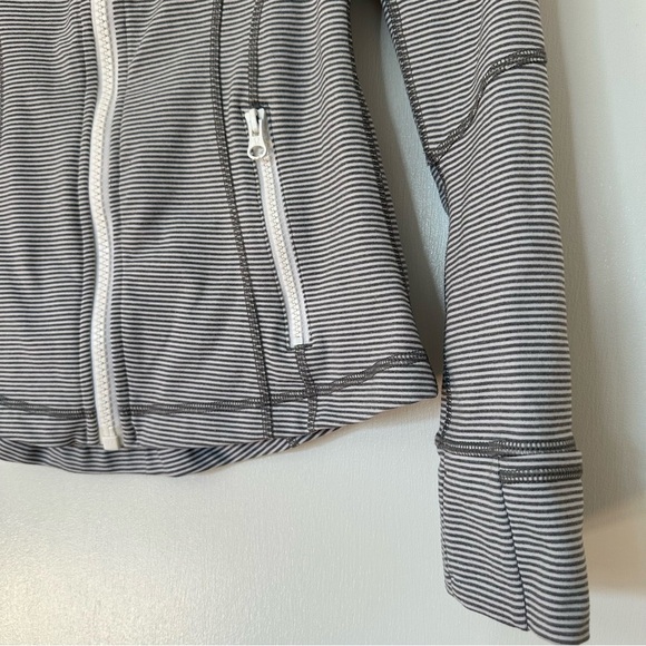 Lululemon Define Jacket Tonka Stripe Heathered Slate White Womens 6 Athletic - Picture 6 of 10